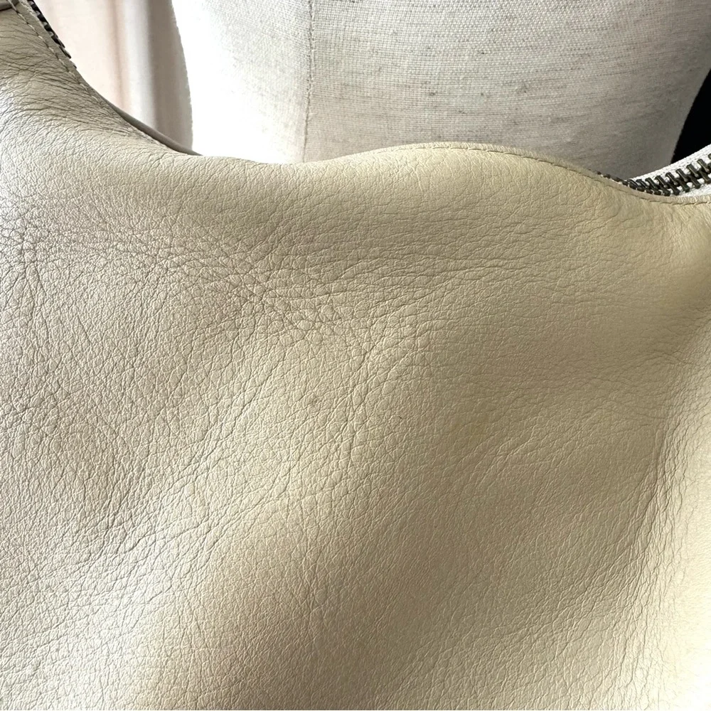 Pour La Victoire Large Bag